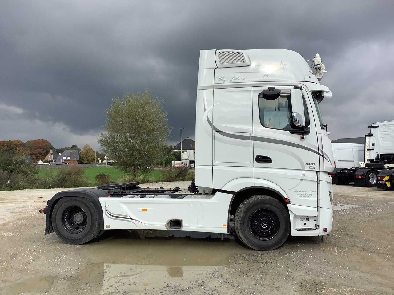MERCEDES-BENZ - ACTROS 963-4-A - TRUCK - 2023 - Грузовик: фото 2 MERCEDES-BENZ - ACTROS 963-4-A - TRUCK - 2023 - Грузовик: фото 2