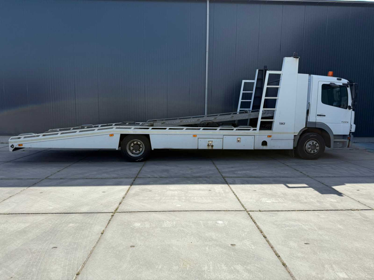 Грузовик MERCEDES-BENZ - TIJHOF CAR TRANSPORTER - ATEGO 1223 - TRUCK - 2007: фото 6 Грузовик MERCEDES-BENZ - TIJHOF CAR TRANSPORTER - ATEGO 1223 - TRUCK - 2007: фото 6