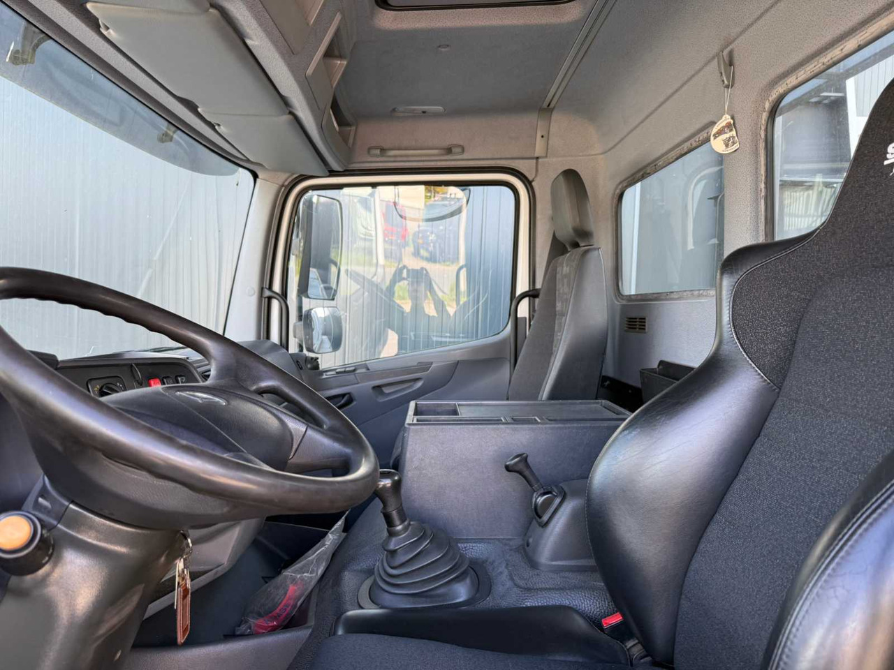 Грузовик MERCEDES-BENZ - TIJHOF CAR TRANSPORTER - ATEGO 1223 - TRUCK - 2007: фото 12 Грузовик MERCEDES-BENZ - TIJHOF CAR TRANSPORTER - ATEGO 1223 - TRUCK - 2007: фото 12