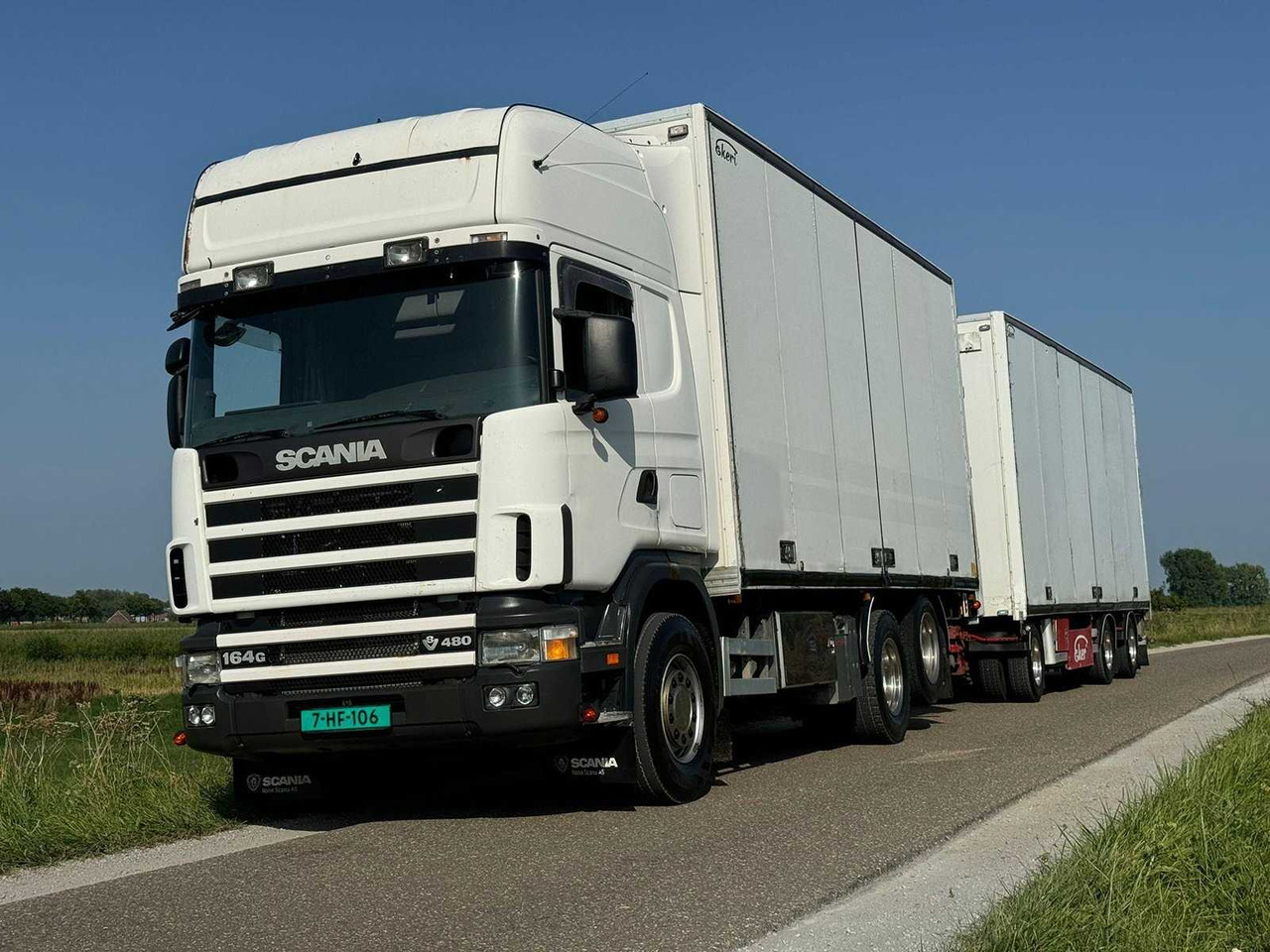 SCANIA 164G 480 V8 TRUCK WITH TRAILER COMBI - Грузовик: фото 1 SCANIA 164G 480 V8 TRUCK WITH TRAILER COMBI - Грузовик: фото 1
