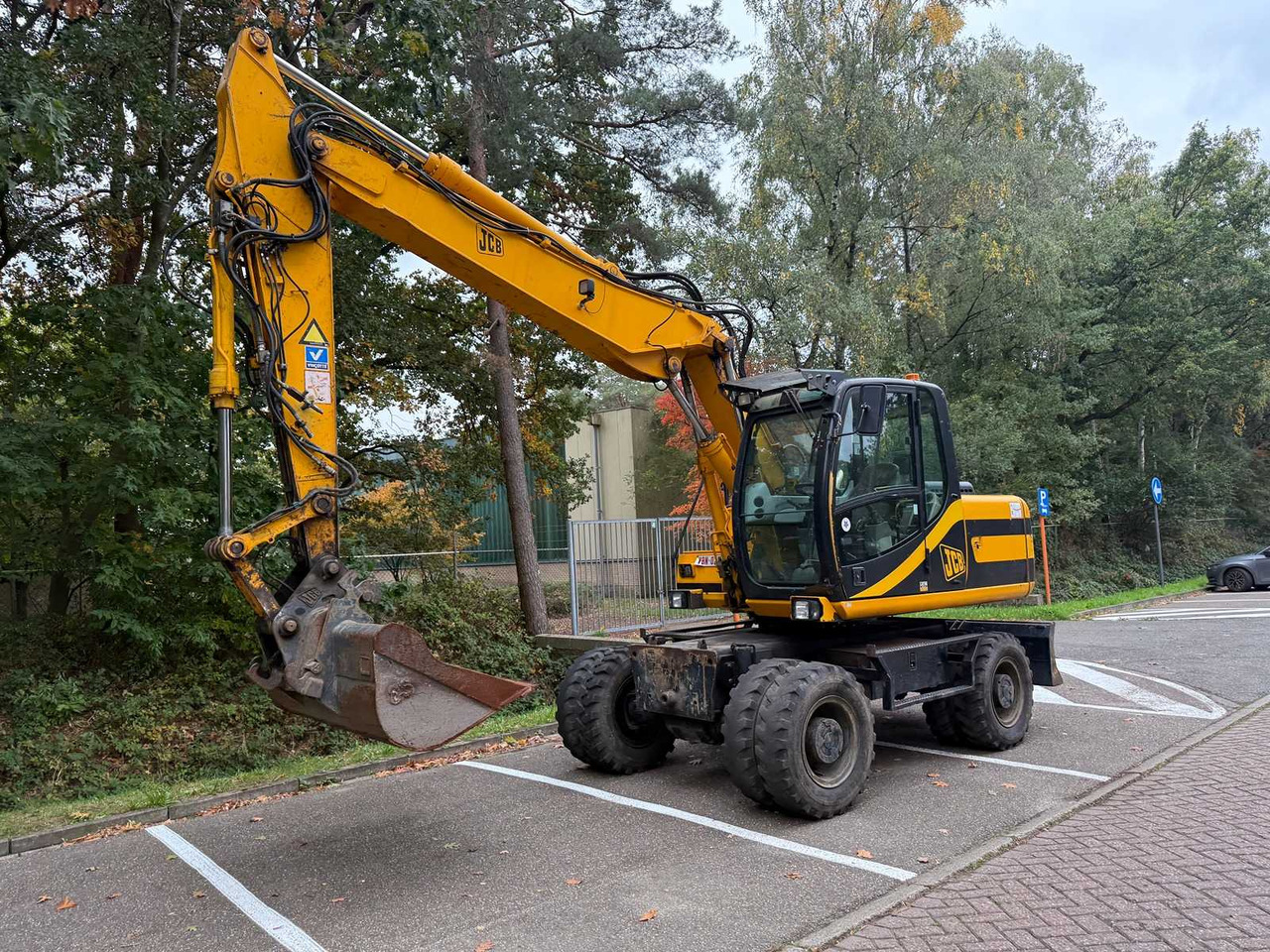 JCB JS 145 W - Колёсный экскаватор: фото 5 JCB JS 145 W - Колёсный экскаватор: фото 5