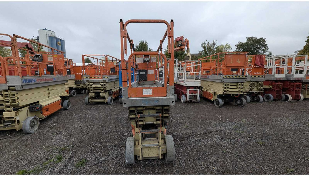 JLG - 2030ES - AERIAL WORK PLATFORMS (NO. 28309) - 2006 - Подъёмник: фото 2 JLG - 2030ES - AERIAL WORK PLATFORMS (NO. 28309) - 2006 - Подъёмник: фото 2