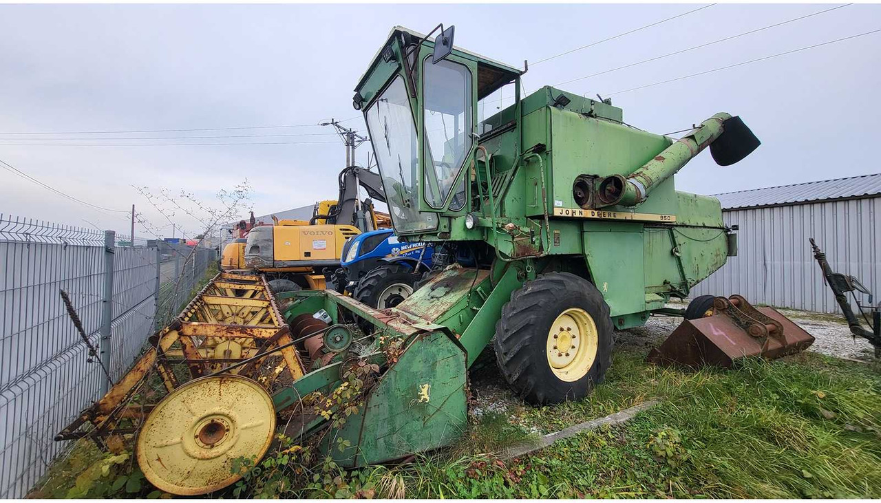 JOHN DEERE 950 COMBINE HARVESTER - Зерноуборочный комбайн: фото 1 JOHN DEERE 950 COMBINE HARVESTER - Зерноуборочный комбайн: фото 1