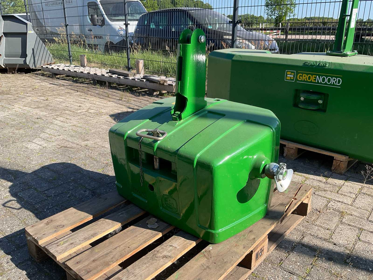 John Deere 900 Kg - Фронтальный погрузчик для трактора: фото 1 John Deere 900 Kg - Фронтальный погрузчик для трактора: фото 1