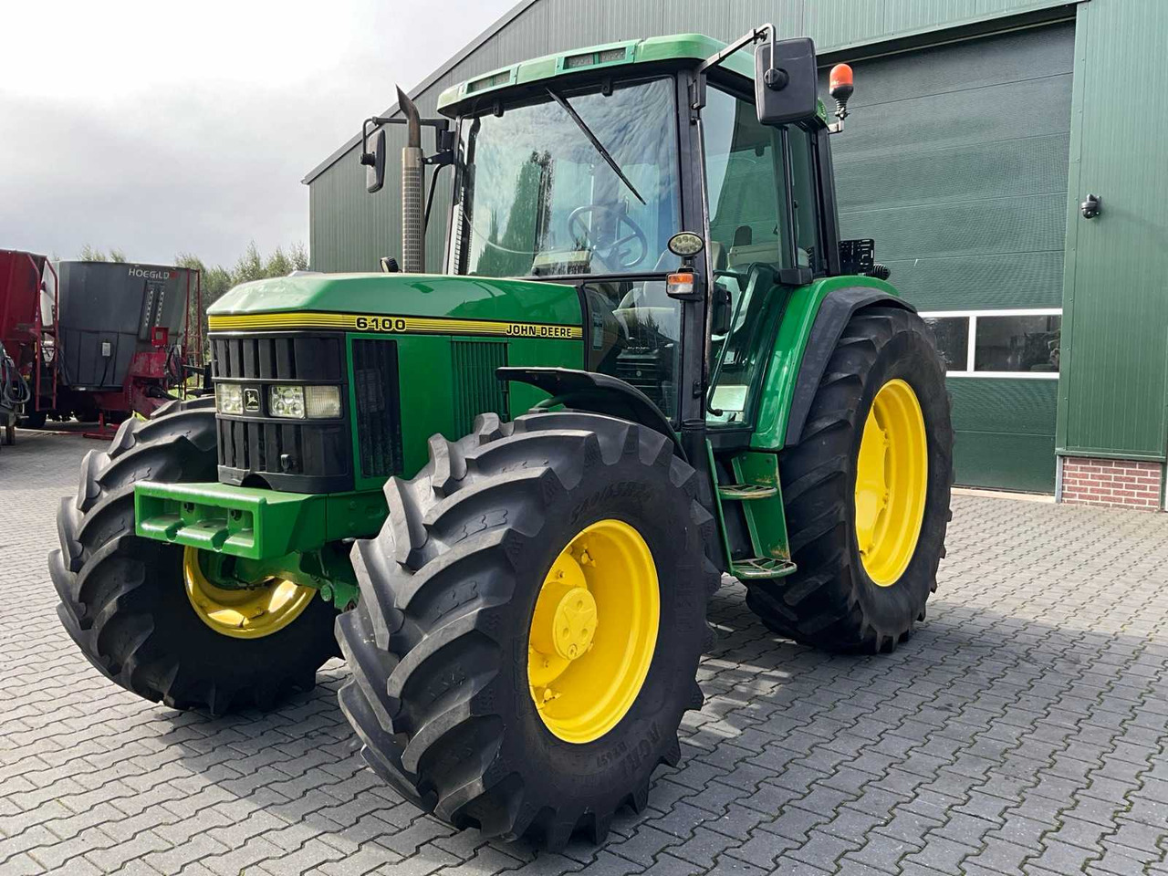 John deere 6100 - Трактор: фото 1 John deere 6100 - Трактор: фото 1