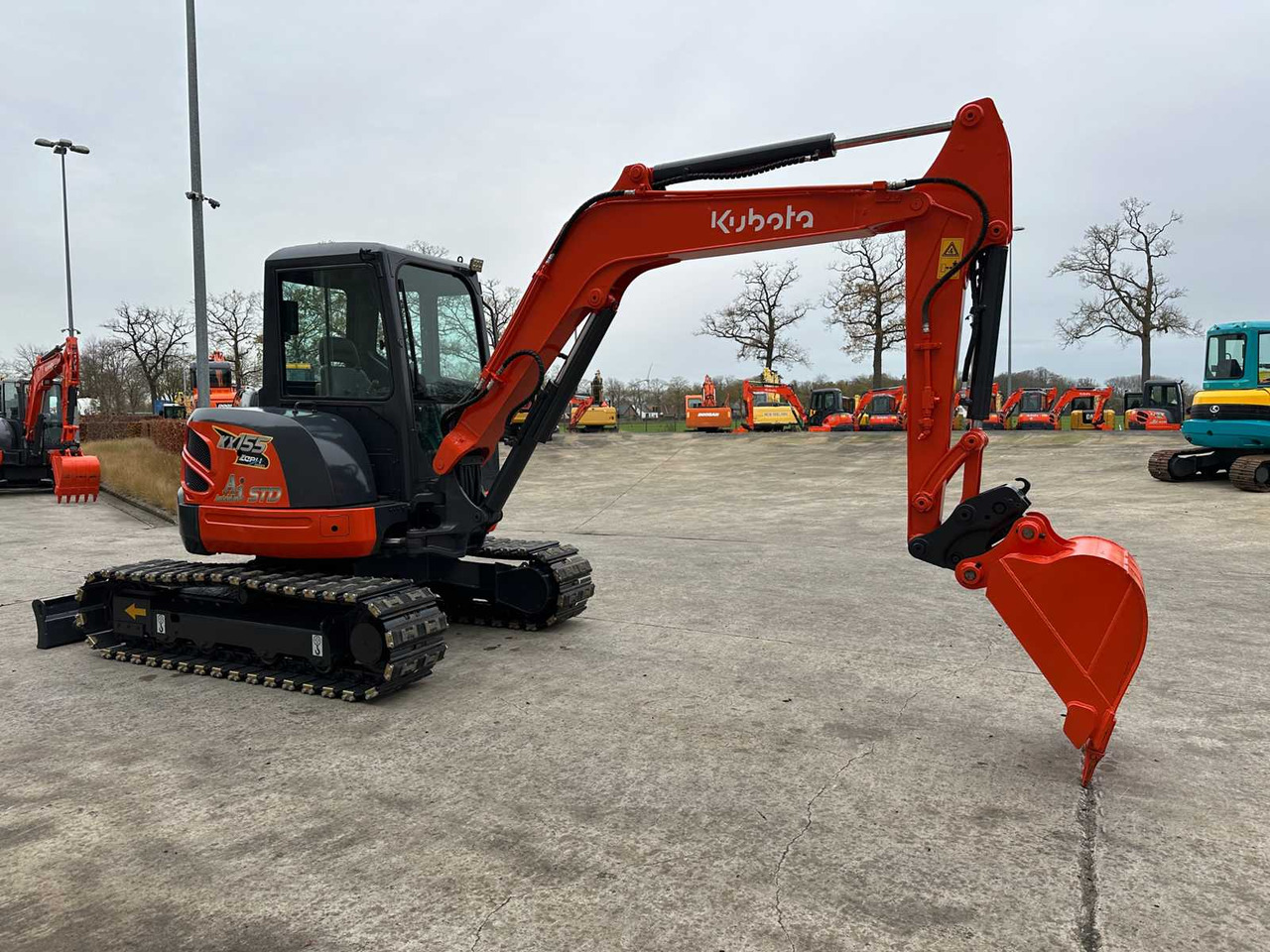 KUBOTA - 2012 - KX155-3SZ - MIDI EXCAVATOR - Экскаватор: фото 3 KUBOTA - 2012 - KX155-3SZ - MIDI EXCAVATOR - Экскаватор: фото 3