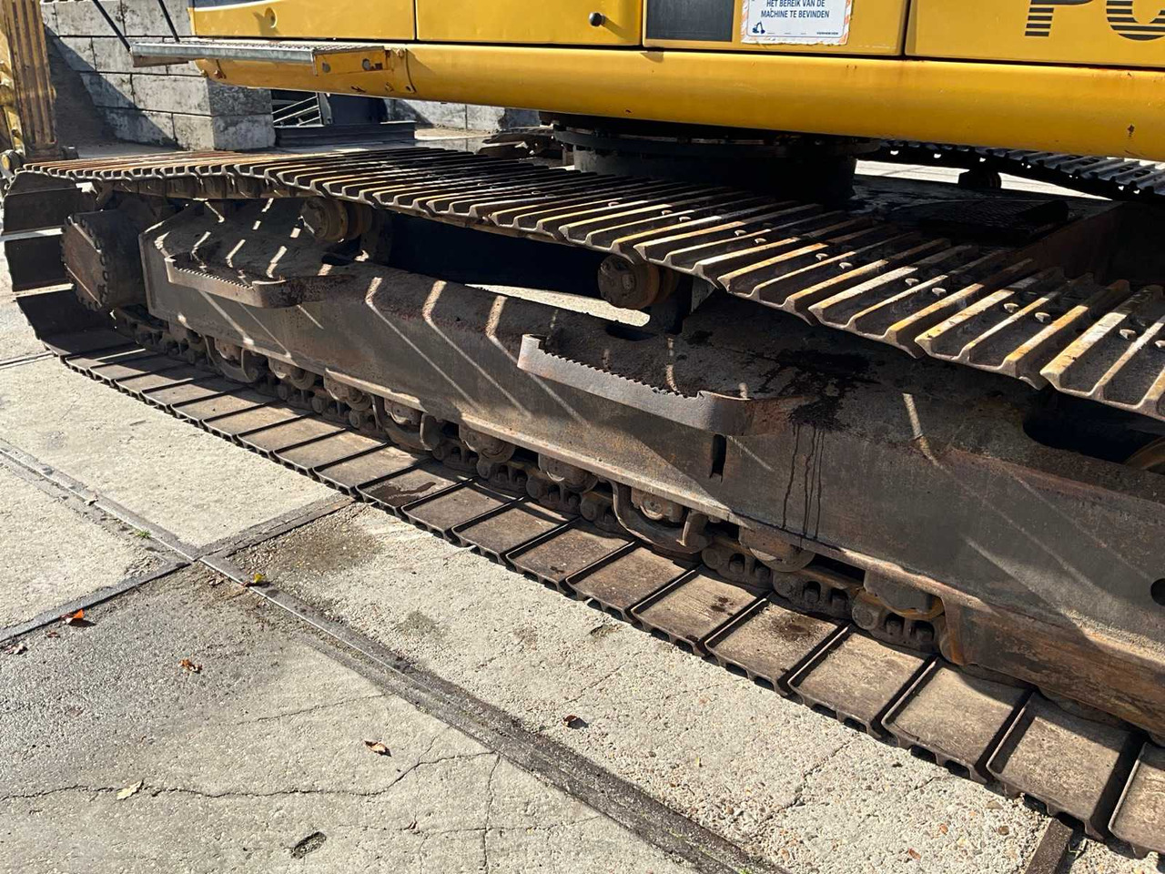 Гусеничный экскаватор Komatsu 1999 KOMATSU ACTIVE PC240LC CRAWLER EXCAVATOR: фото 9 Гусеничный экскаватор Komatsu 1999 KOMATSU ACTIVE PC240LC CRAWLER EXCAVATOR: фото 9