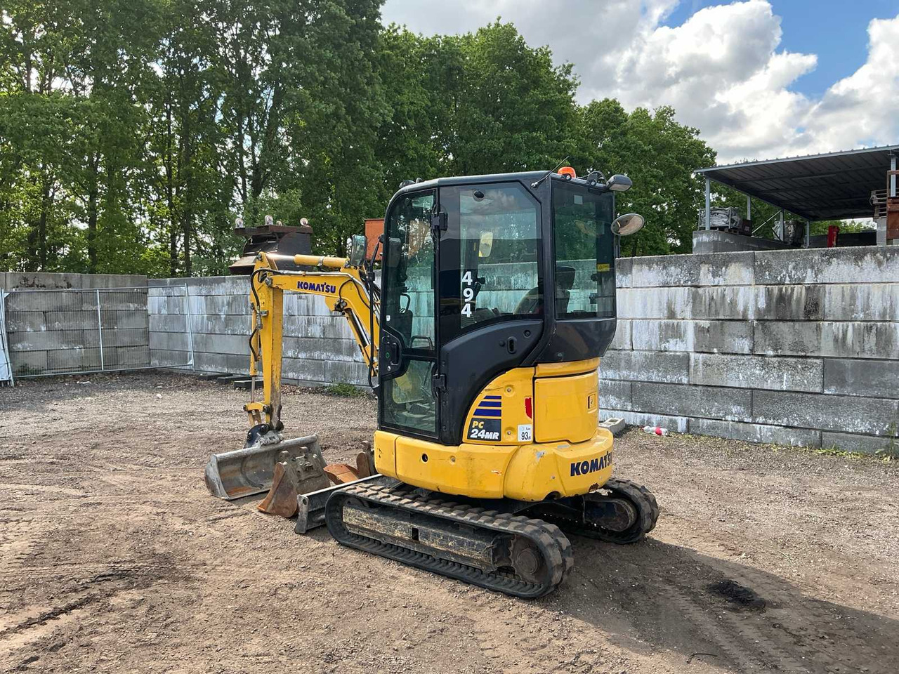 Komatsu Pc24mr - Мини-экскаватор: фото 3 Komatsu Pc24mr - Мини-экскаватор: фото 3