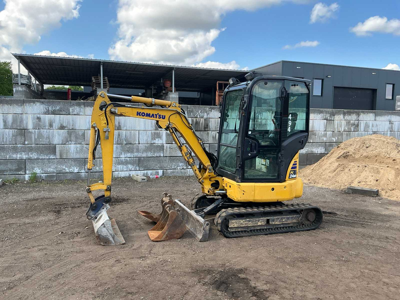 Komatsu Pc24mr - Мини-экскаватор: фото 1 Komatsu Pc24mr - Мини-экскаватор: фото 1