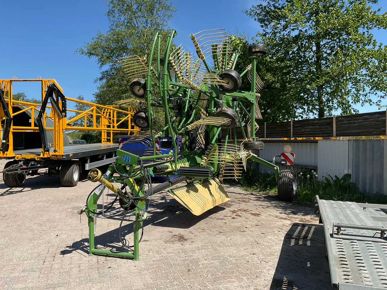 Krone KS203C1-Swadro TC 760 - Сельскохозяйственный прицеп: фото 1 Krone KS203C1-Swadro TC 760 - Сельскохозяйственный прицеп: фото 1