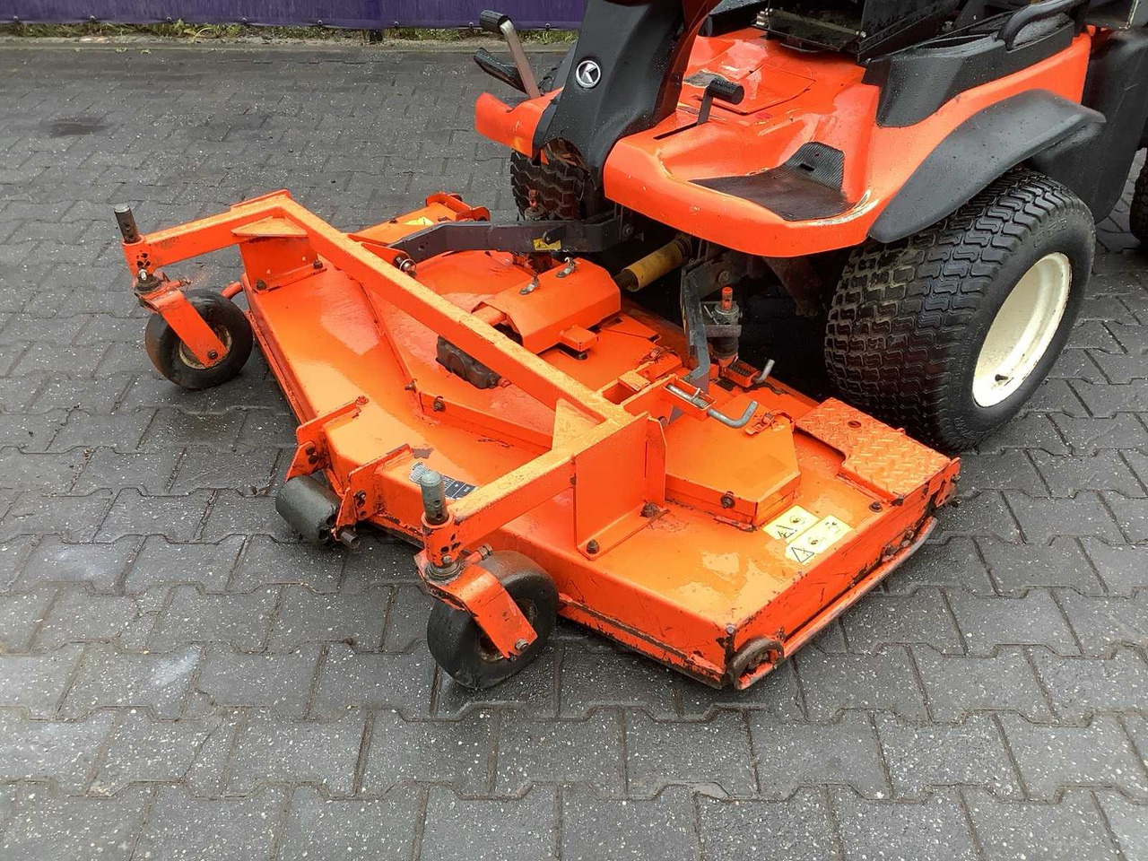 Kubota F3090 - Газонокосилка: фото 5 Kubota F3090 - Газонокосилка: фото 5