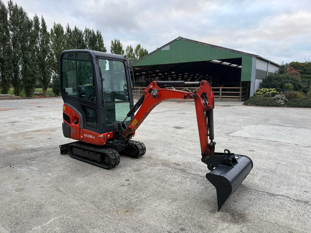 Kubota KX 016-4 - Мини-экскаватор: фото 2 Kubota KX 016-4 - Мини-экскаватор: фото 2