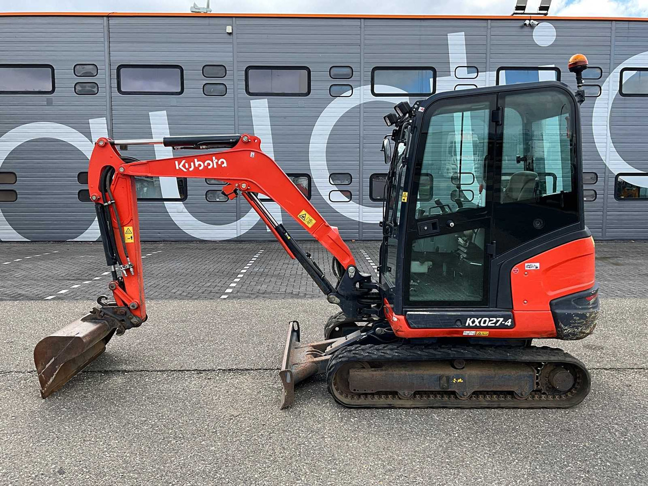 Kubota KX027-4 HI - Мини-экскаватор: фото 2 Kubota KX027-4 HI - Мини-экскаватор: фото 2