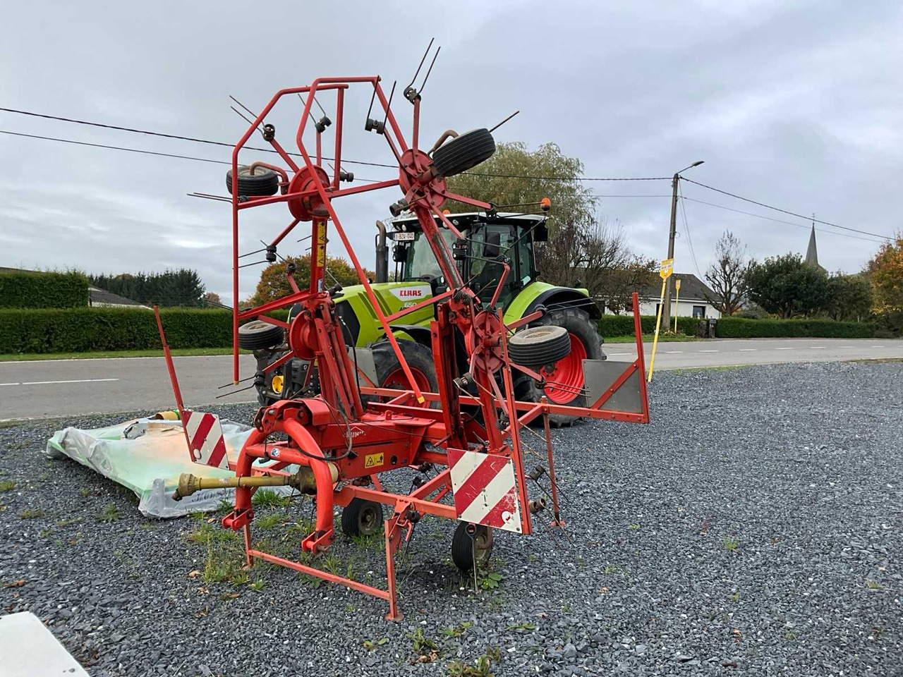 Kuhn - Техника для сенозаготовки: фото 1 Kuhn - Техника для сенозаготовки: фото 1