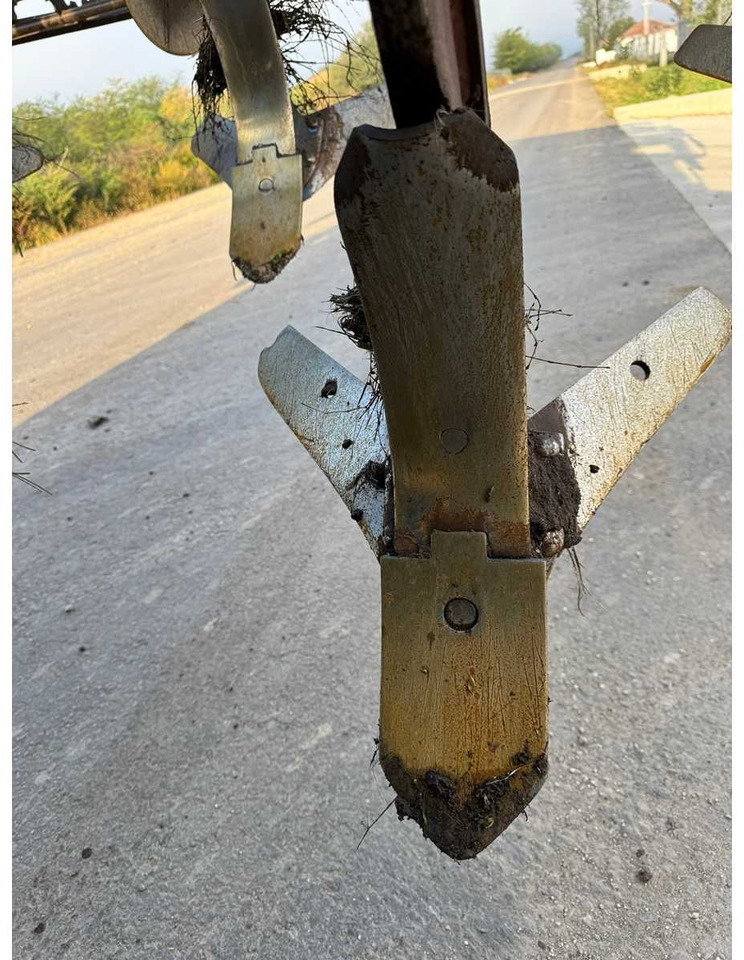 LEMKEN SMARAGD 90/300 - Культиватор: фото 4 LEMKEN SMARAGD 90/300 - Культиватор: фото 4