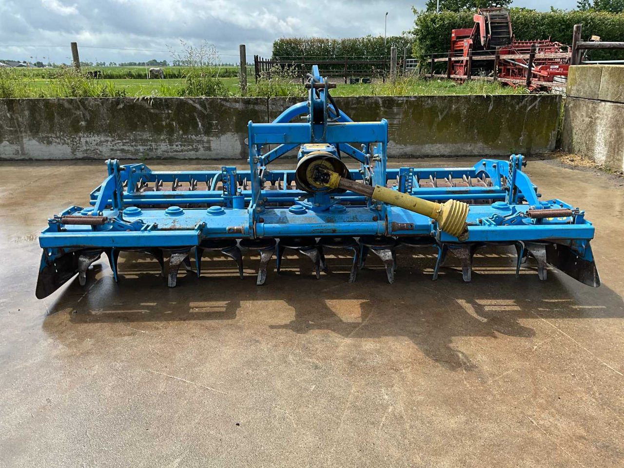Lemken Zircon 8/300 - Активная борона: фото 2 Lemken Zircon 8/300 - Активная борона: фото 2