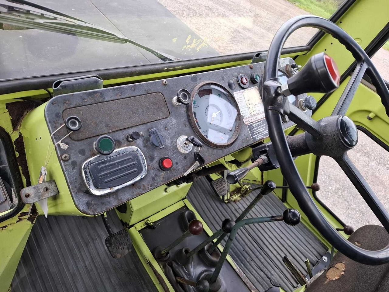 MERCEDES-BENZ - MB TRAC 800 - ALL-WHEEL DRIVE AGRICULTURAL TRACTOR - Трактор: фото 5 MERCEDES-BENZ - MB TRAC 800 - ALL-WHEEL DRIVE AGRICULTURAL TRACTOR - Трактор: фото 5