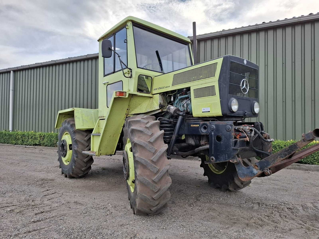 MERCEDES-BENZ - MB TRAC 800 - ALL-WHEEL DRIVE AGRICULTURAL TRACTOR - Трактор: фото 1 MERCEDES-BENZ - MB TRAC 800 - ALL-WHEEL DRIVE AGRICULTURAL TRACTOR - Трактор: фото 1