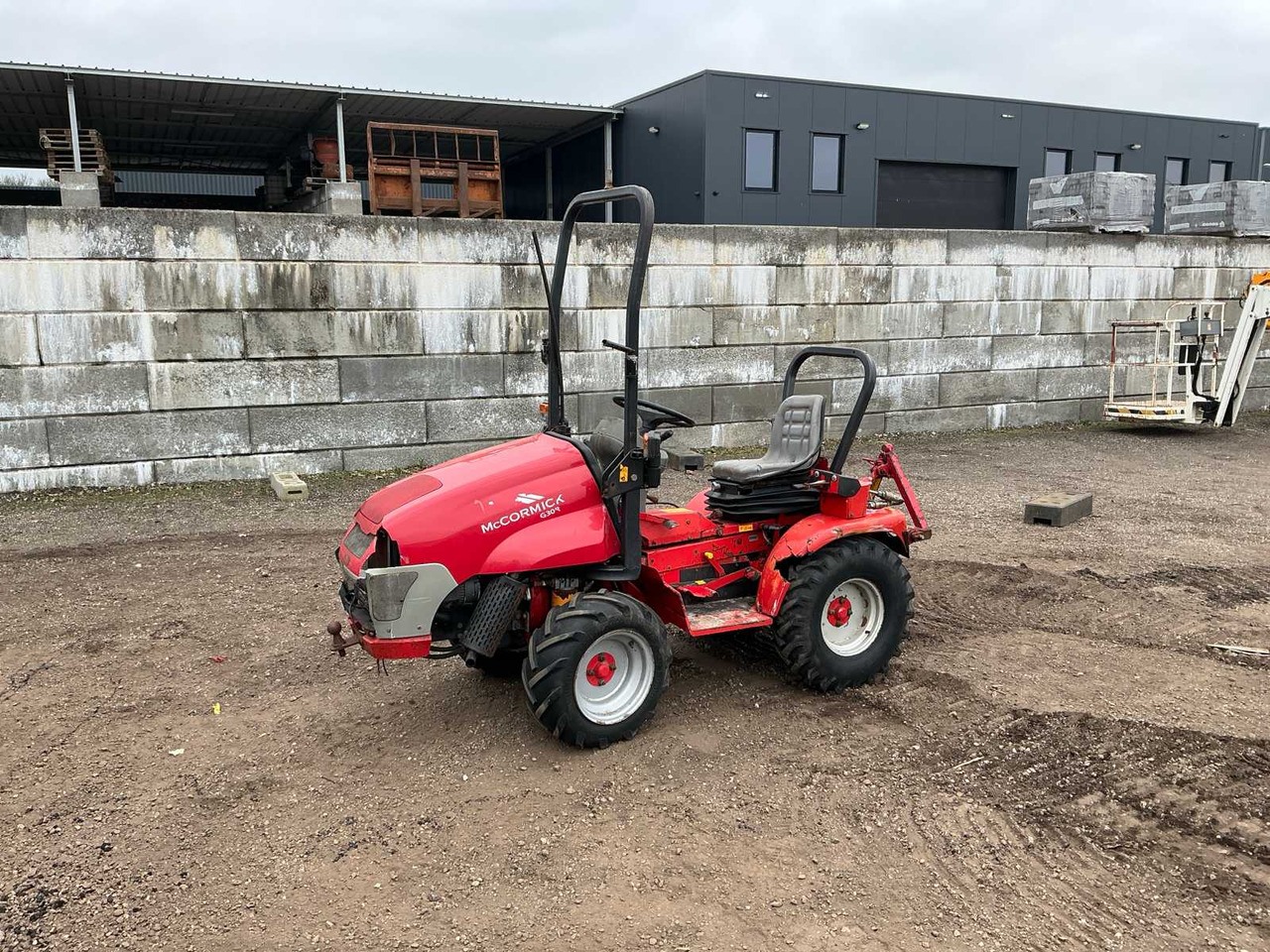 McCormick G30r - Минитрактор: фото 1 McCormick G30r - Минитрактор: фото 1