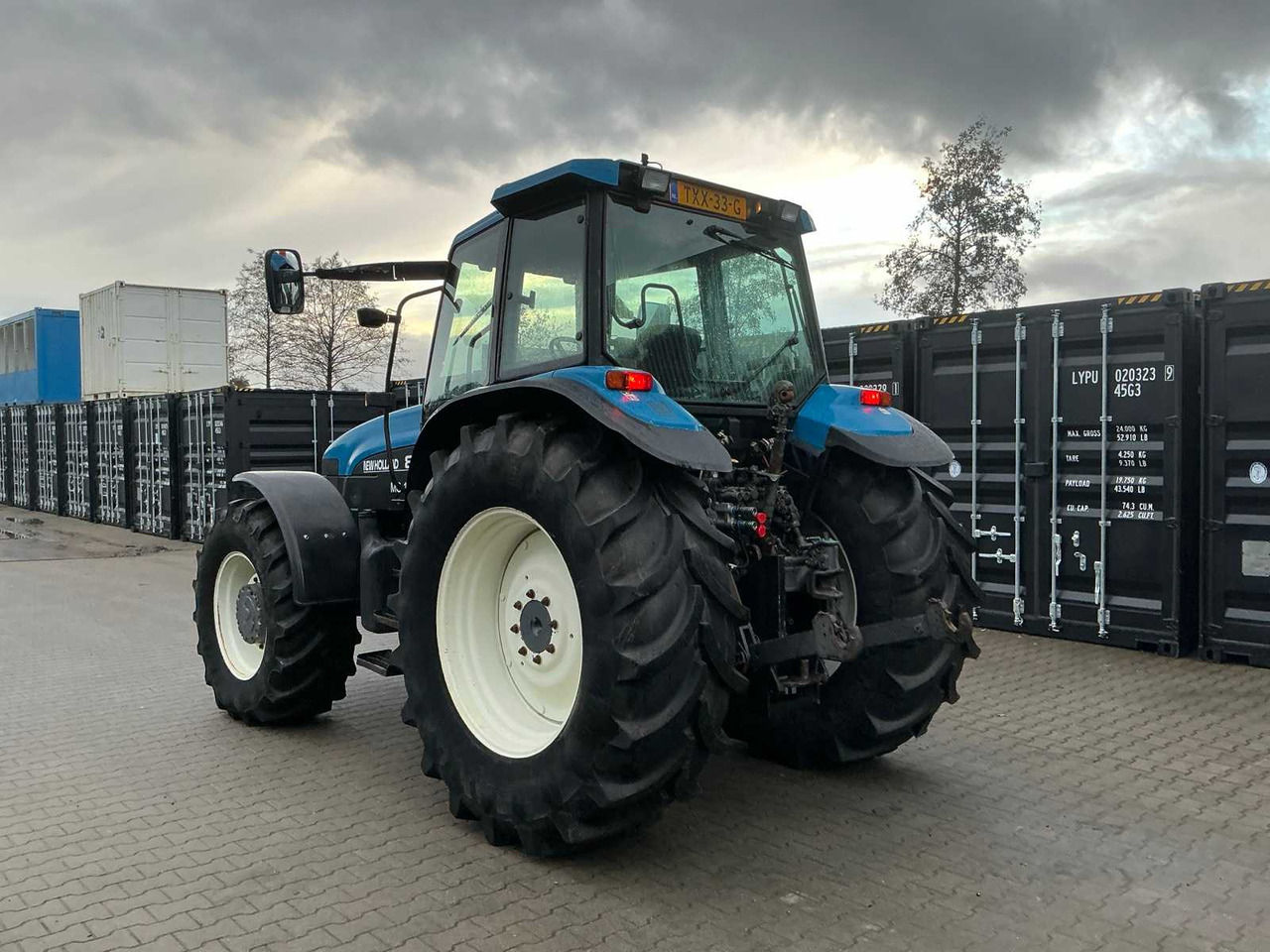 NEW HOLLAND 8360 ALL-WHEEL DRIVE FARM TRACTOR - Трактор: фото 3 NEW HOLLAND 8360 ALL-WHEEL DRIVE FARM TRACTOR - Трактор: фото 3