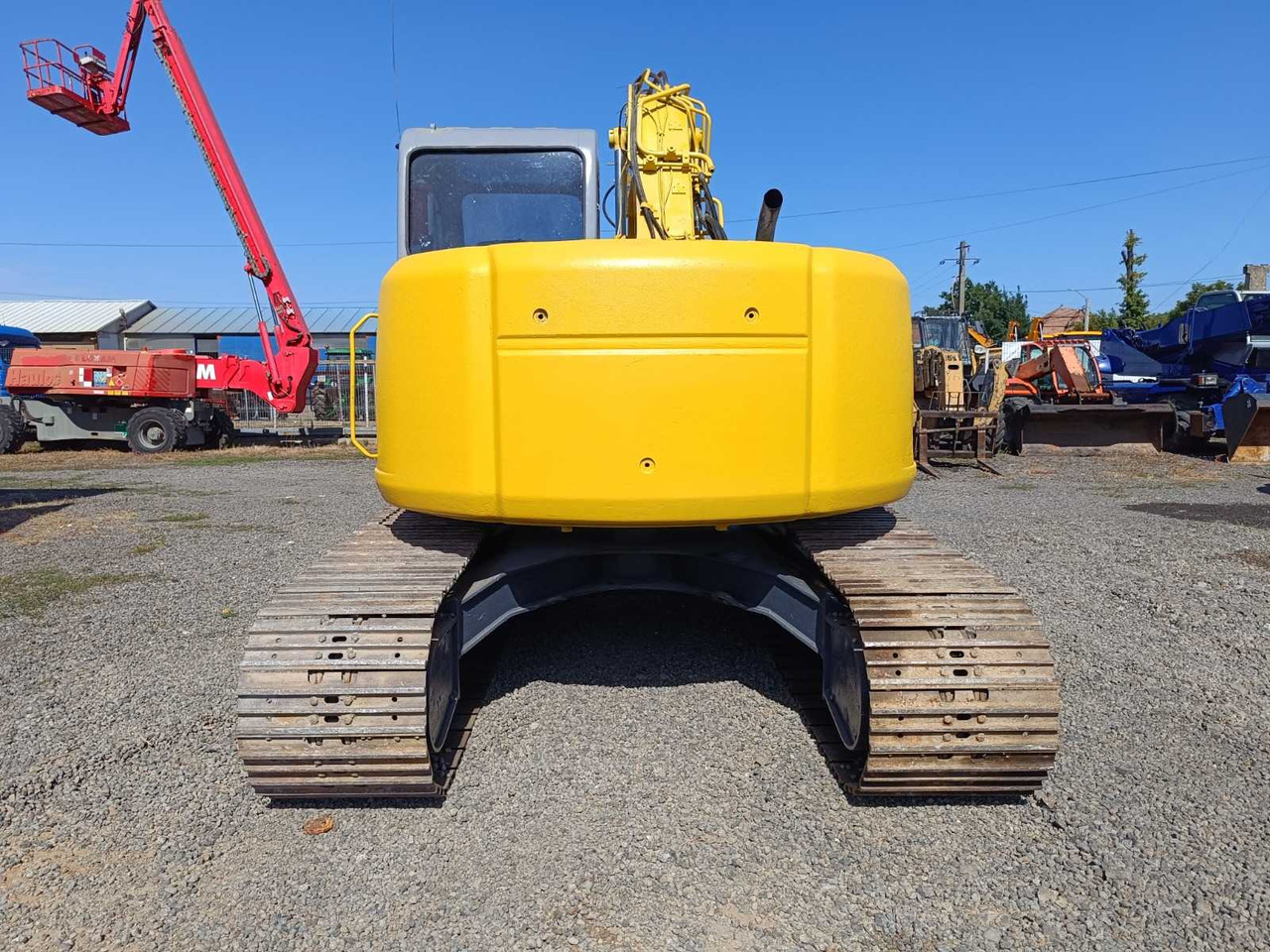 NEW HOLLAND KOBELCO - E-135-SR - TRACKED EXCAVATOR - 2011 - Экскаватор: фото 3 NEW HOLLAND KOBELCO - E-135-SR - TRACKED EXCAVATOR - 2011 - Экскаватор: фото 3