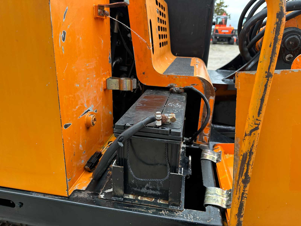 Экскаватор NNK/HYUNDAI ROBEX 75-7: фото 22 Экскаватор NNK/HYUNDAI ROBEX 75-7: фото 22