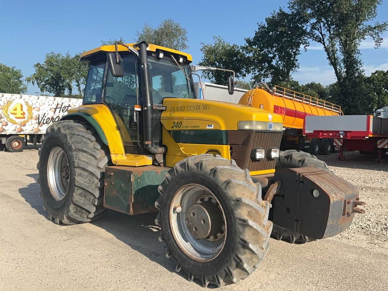 New Holland 8970 - Трактор: фото 2 New Holland 8970 - Трактор: фото 2