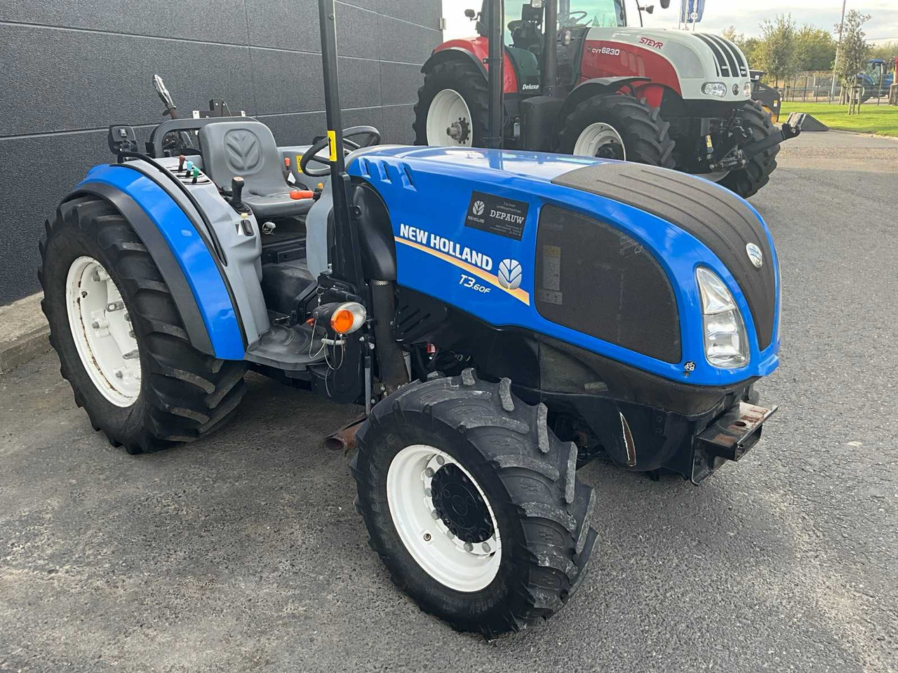 New Holland T3.60F - Минитрактор: фото 3 New Holland T3.60F - Минитрактор: фото 3
