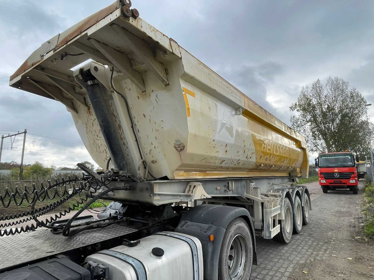 MEILLER - 2016 - KISA 3 TIPPER DUMP TRAILER - SEMI-TRAILER - Полуприцеп: фото 1 MEILLER - 2016 - KISA 3 TIPPER DUMP TRAILER - SEMI-TRAILER - Полуприцеп: фото 1