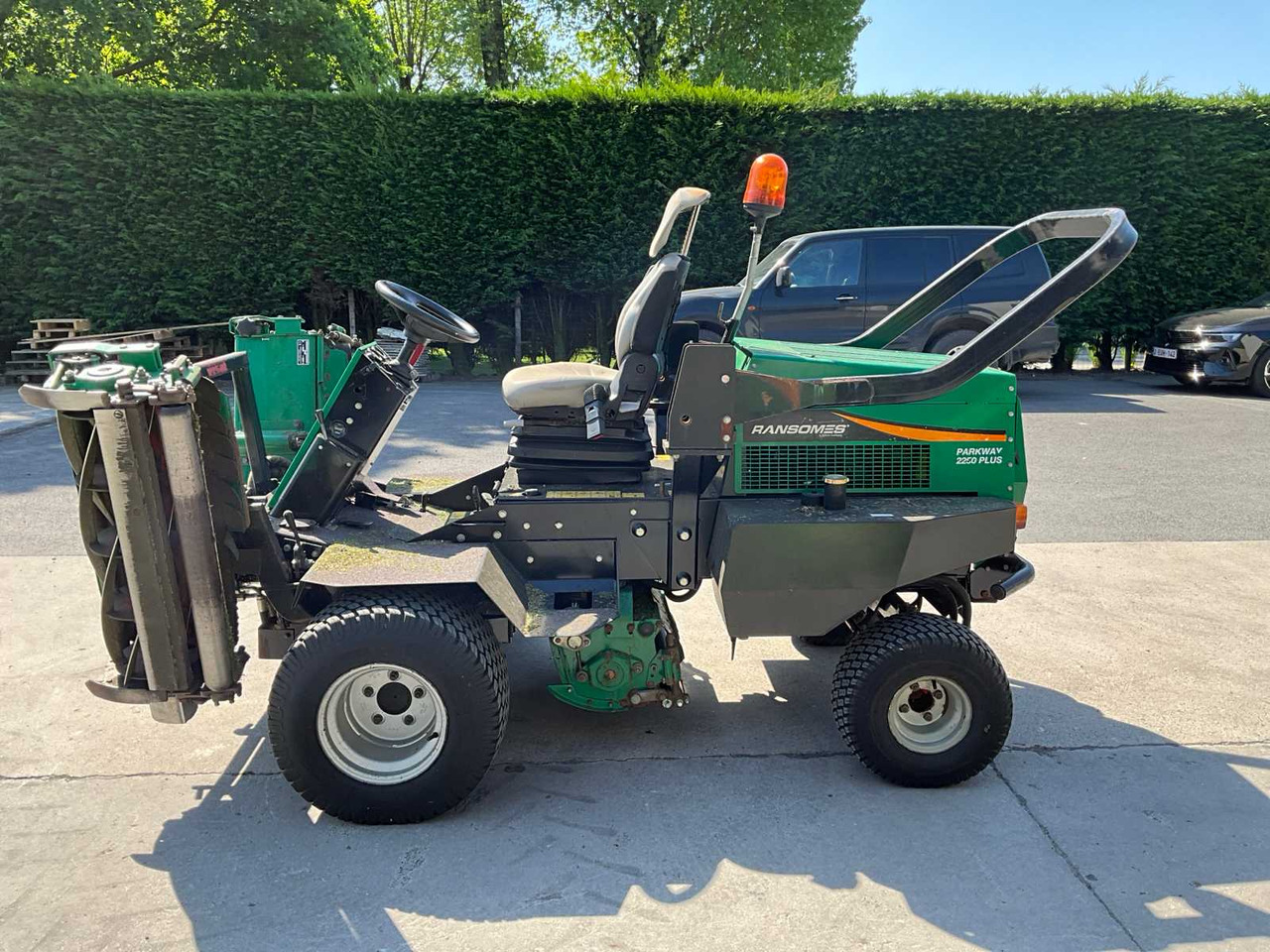 Ransomes Parkway 2250 plus - Косилка-измельчитель/ Мульчер: фото 2 Ransomes Parkway 2250 plus - Косилка-измельчитель/ Мульчер: фото 2