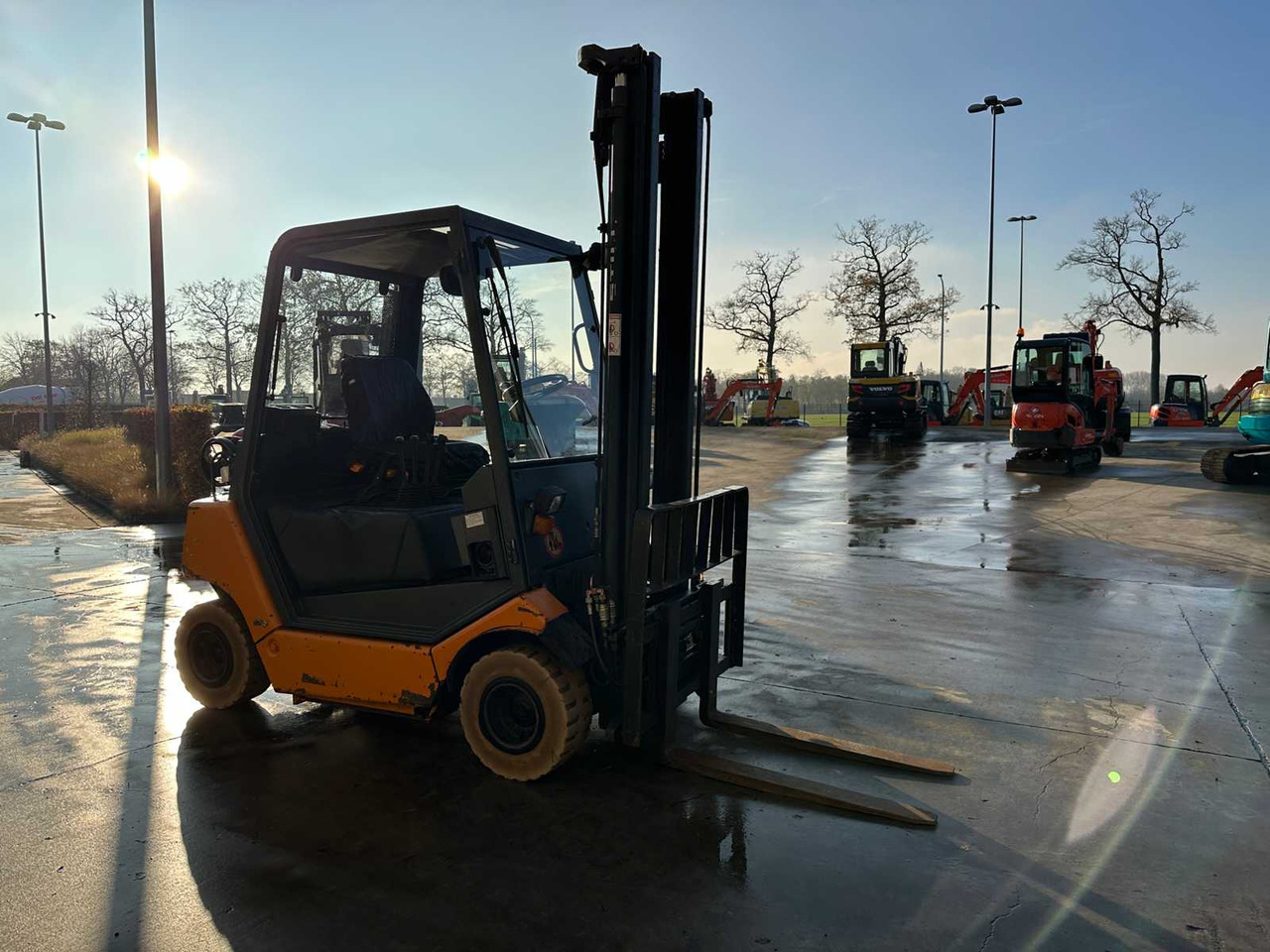 STILL - 2000 - R70-25T - FORKLIFT - Вилочный погрузчик: фото 3 STILL - 2000 - R70-25T - FORKLIFT - Вилочный погрузчик: фото 3