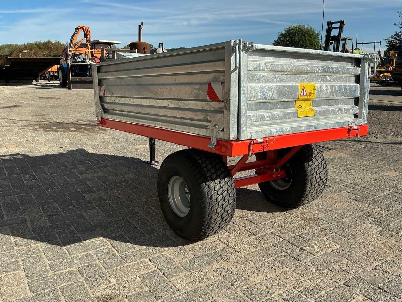 Single axle Dumper trailer - Сельскохозяйственный прицеп-самосвал: фото 2 Single axle Dumper trailer - Сельскохозяйственный прицеп-самосвал: фото 2