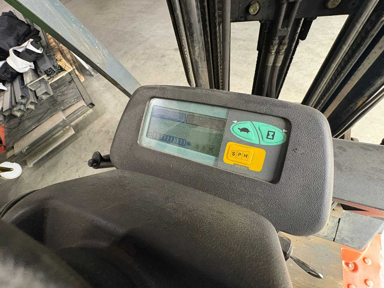 TOYOTA - 2005 - 7FBEF16 - FORKLIFT TRUCK - Вилочный погрузчик: фото 4 TOYOTA - 2005 - 7FBEF16 - FORKLIFT TRUCK - Вилочный погрузчик: фото 4