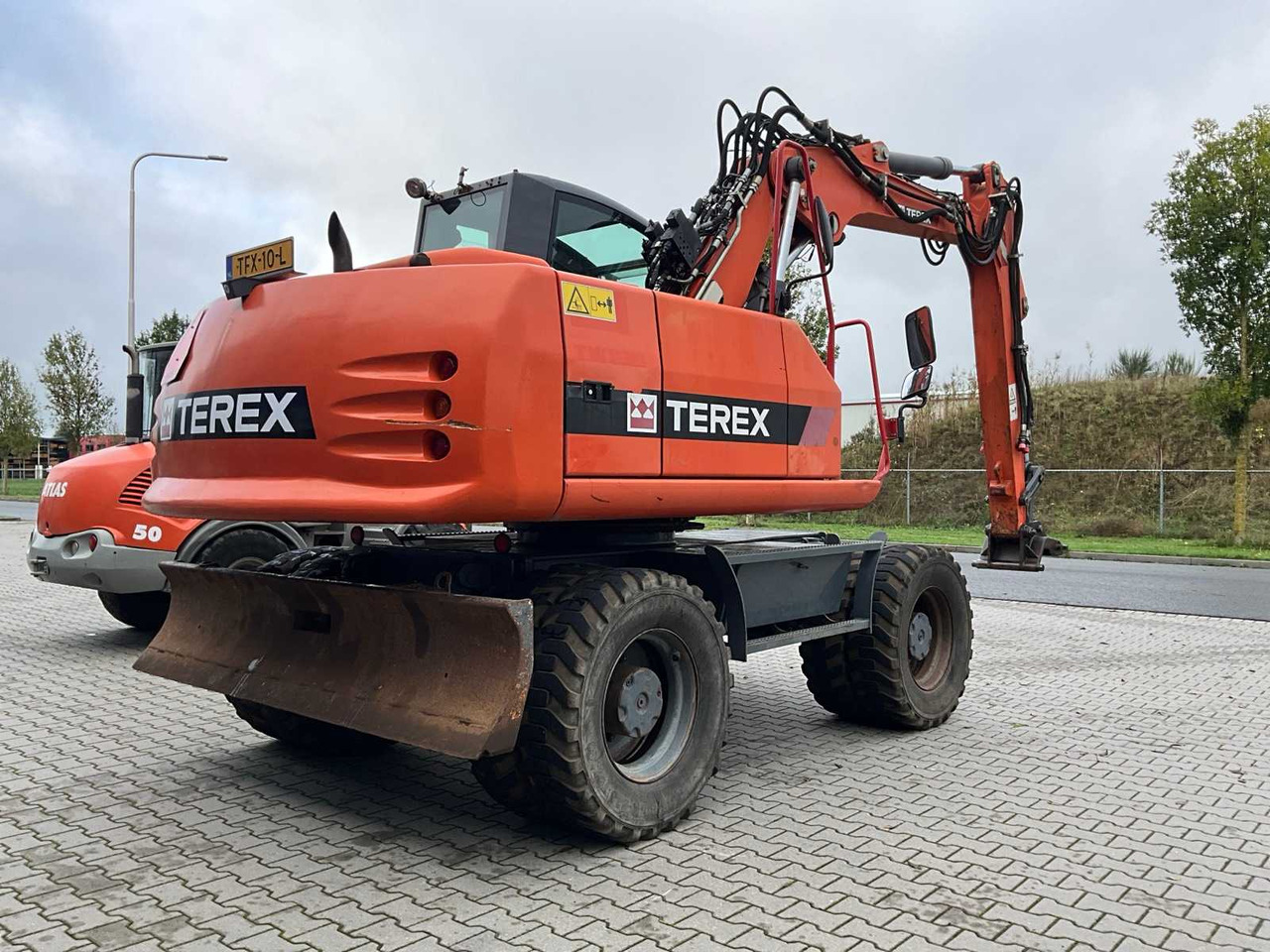 Terex TW150 - Колёсный экскаватор: фото 3 Terex TW150 - Колёсный экскаватор: фото 3