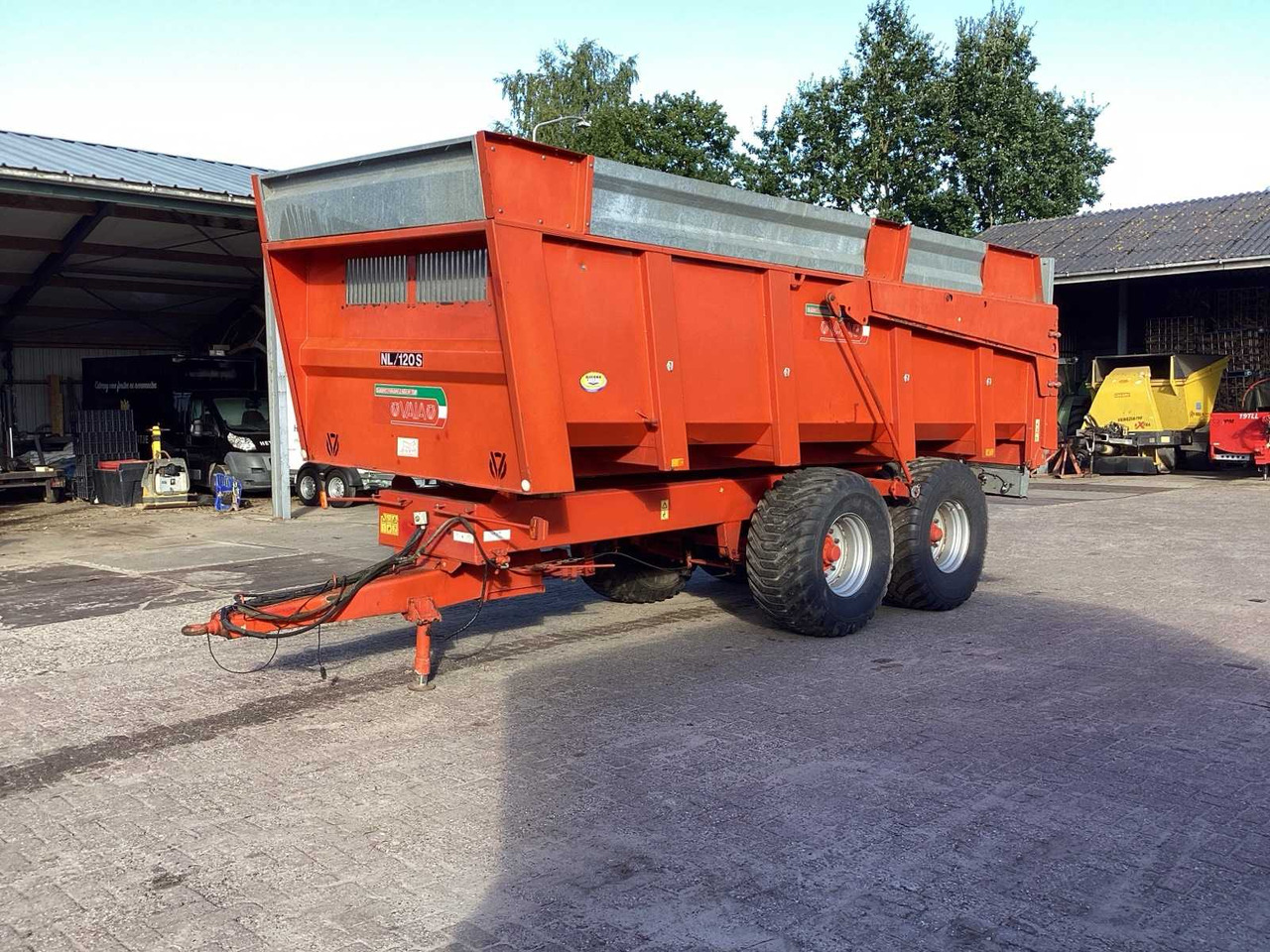 Vaia NL120-S - Сельскохозяйственный прицеп-самосвал: фото 1 Vaia NL120-S - Сельскохозяйственный прицеп-самосвал: фото 1