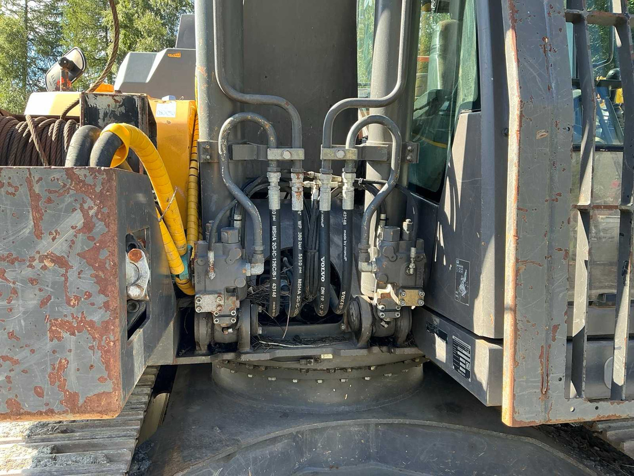 Гусеничный экскаватор Volvo EC160ENL: фото 16