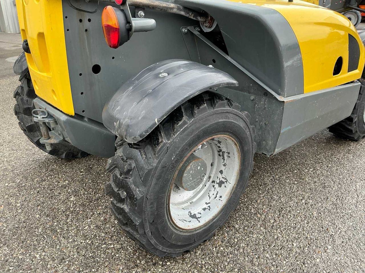 Weidemann Kramer 4512CC - Мини-погрузчик с бортовым поворотом: фото 5 Weidemann Kramer 4512CC - Мини-погрузчик с бортовым поворотом: фото 5