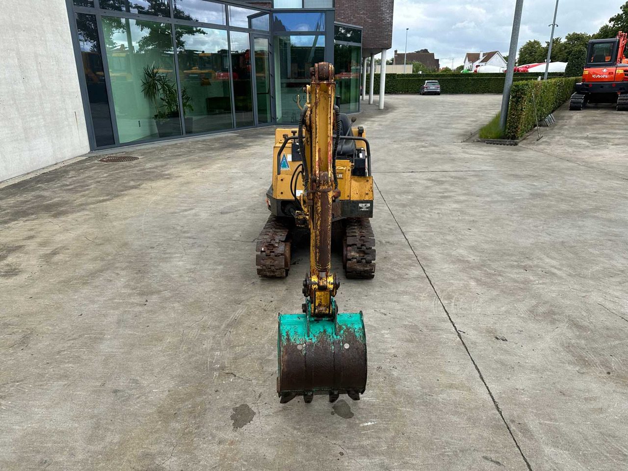 Yanmar YB151U - Гусеничный экскаватор: фото 2 Yanmar YB151U - Гусеничный экскаватор: фото 2