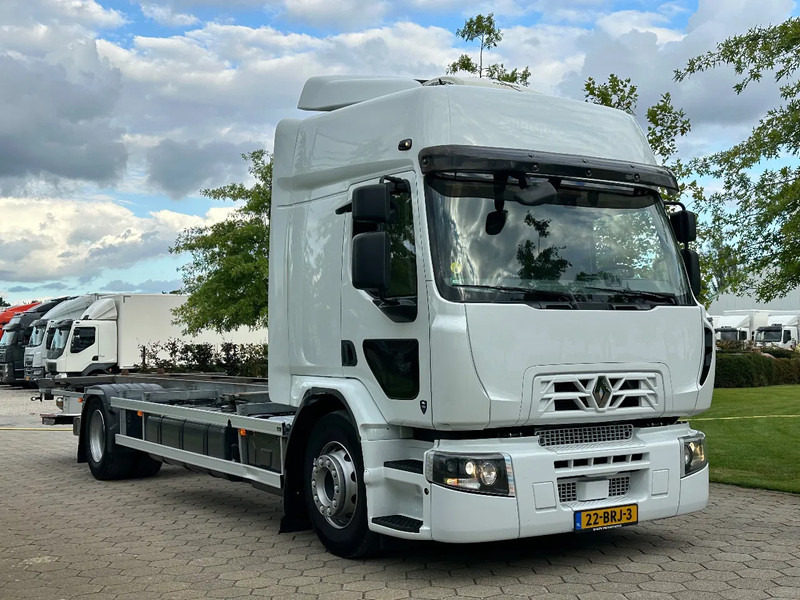 Renault D280 - Тентованный грузовик: фото 2 Renault D280 - Тентованный грузовик: фото 2