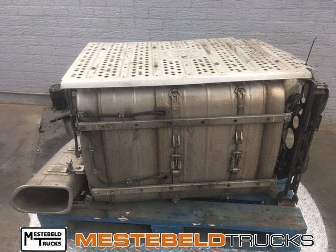 Mercedes-Benz Katalysator - Глушитель/ Выхлопная система для Грузовиков: фото 3 Mercedes-Benz Katalysator - Глушитель/ Выхлопная система для Грузовиков: фото 3