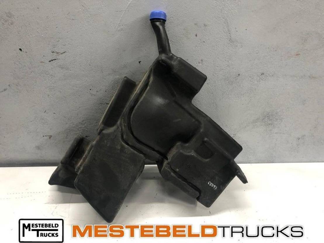 Mercedes-Benz Ruitensproeierreservoir - Кабина и интерьер для Грузовиков: фото 2 Mercedes-Benz Ruitensproeierreservoir - Кабина и интерьер для Грузовиков: фото 2