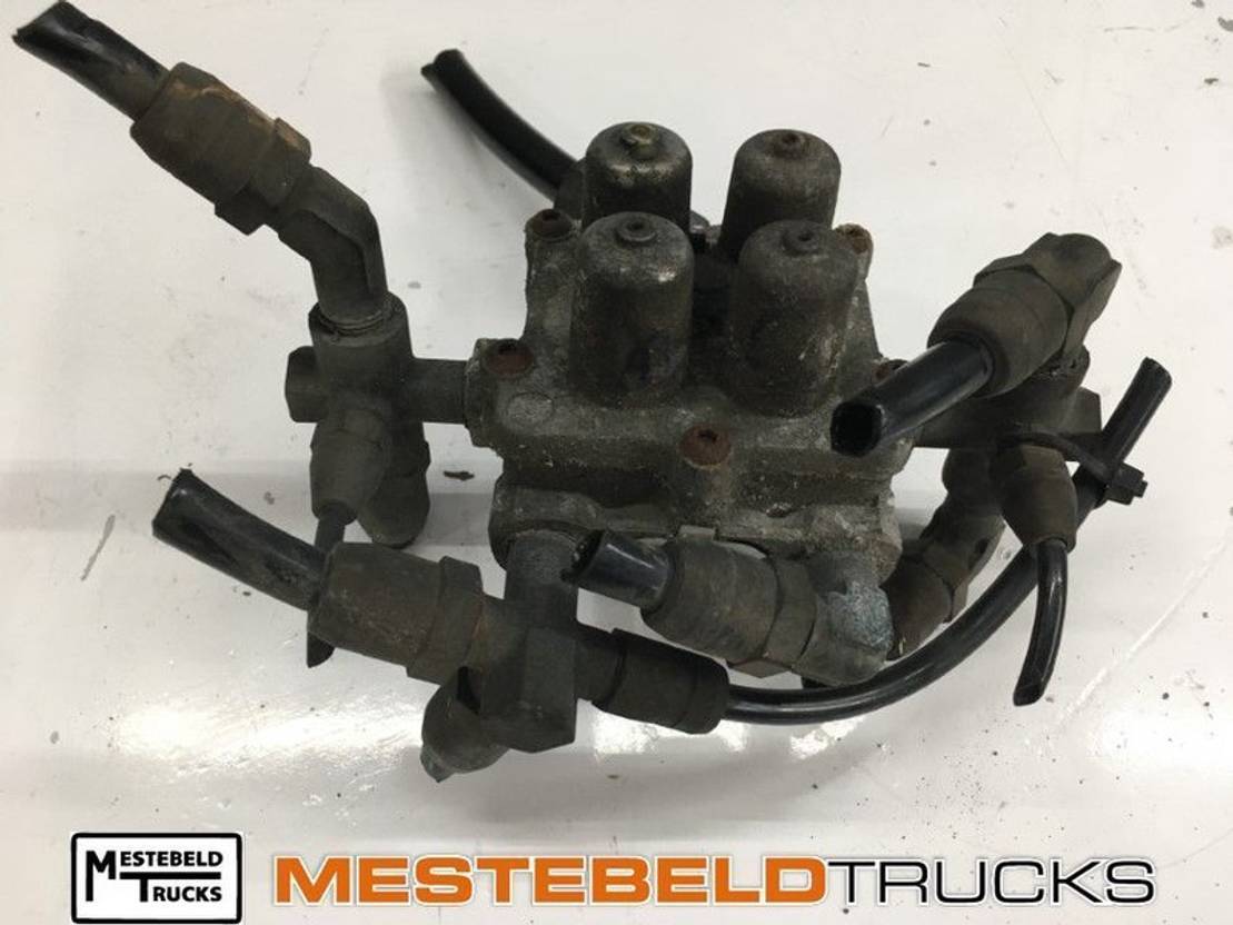 Scania 4-kringsbeveiligingsventiel - Тормозной клапан для Грузовиков: фото 1 Scania 4-kringsbeveiligingsventiel - Тормозной клапан для Грузовиков: фото 1