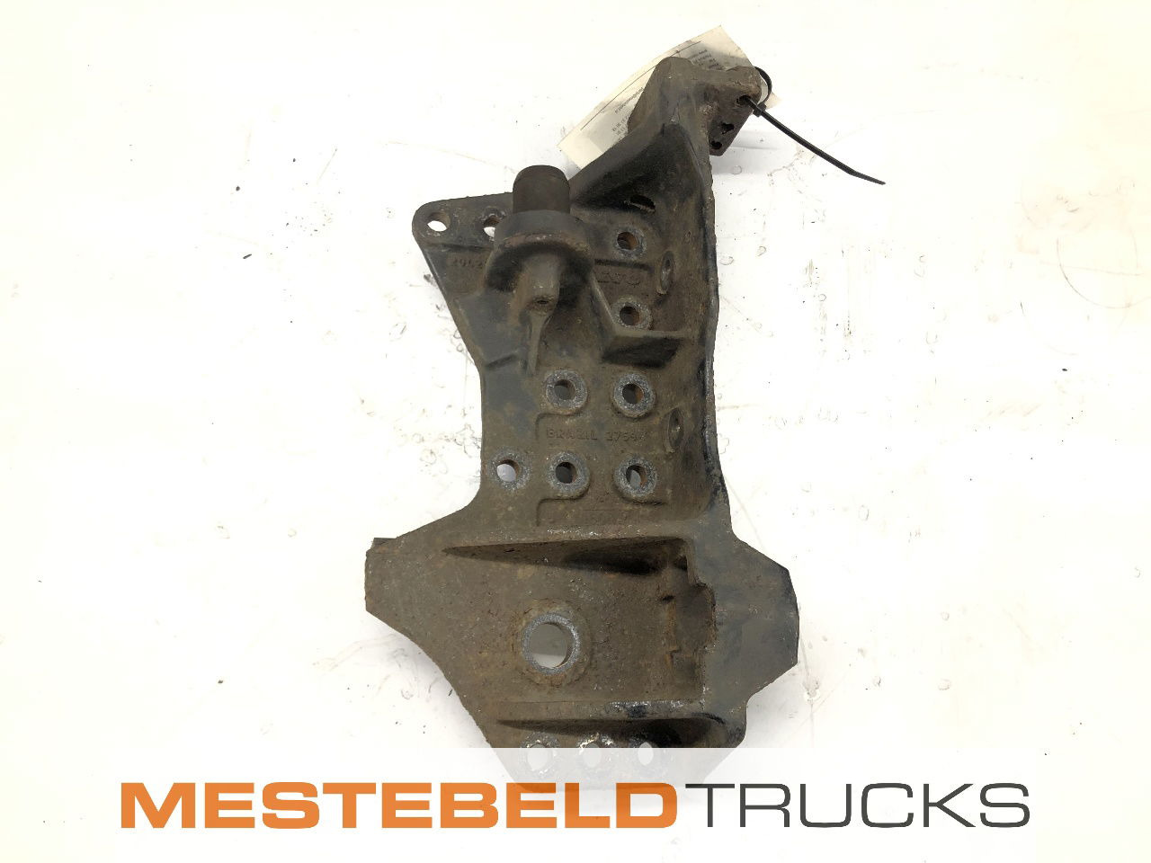 Volvo Cabinesteun rechts voor FH - Рама/ Шасси для Грузовиков: фото 1 Volvo Cabinesteun rechts voor FH - Рама/ Шасси для Грузовиков: фото 1