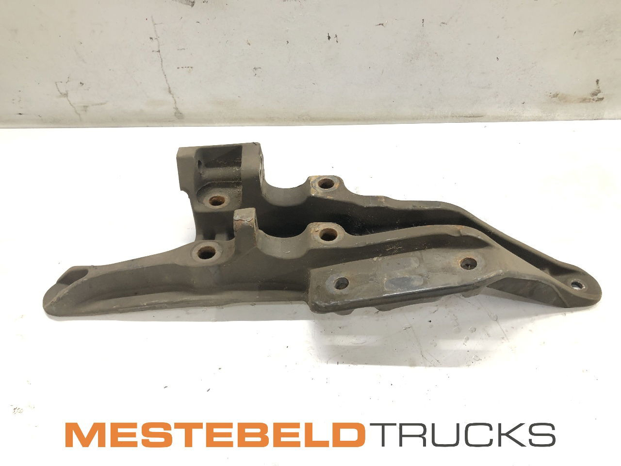 Volvo Luchtveerjuk links achteras FH2 - Рама/ Шасси для Грузовиков: фото 1 Volvo Luchtveerjuk links achteras FH2 - Рама/ Шасси для Грузовиков: фото 1