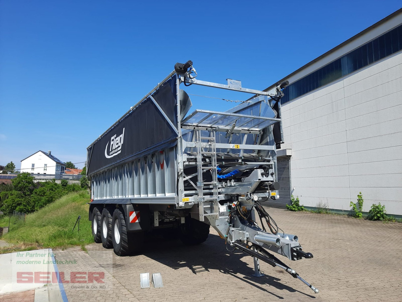 Fliegl ASW 391 TAURUS FOX 50m³ ZWL + Top Lift Light - Самозагружающийся прицеп: фото 5 Fliegl ASW 391 TAURUS FOX 50m³ ZWL + Top Lift Light - Самозагружающийся прицеп: фото 5