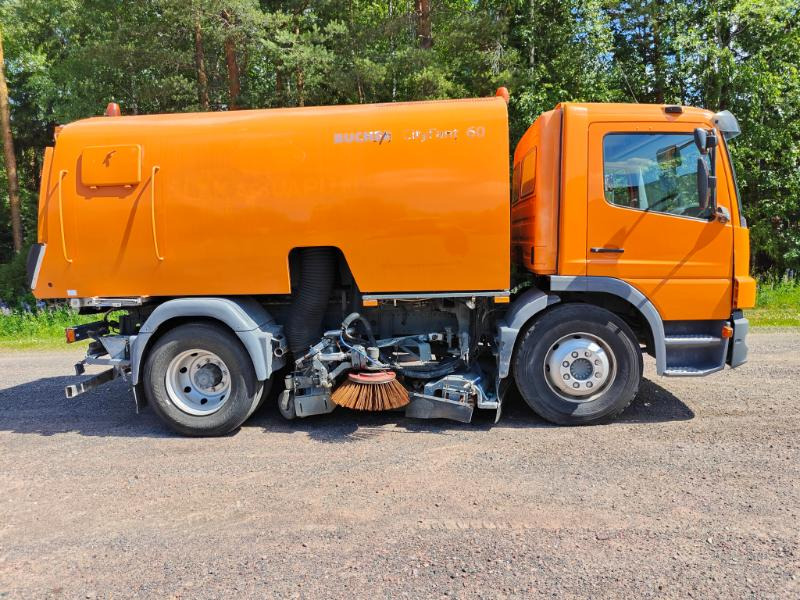 Bucher Cityfant 60 MB Atego - Подметально-уборочная машина: фото 5 Bucher Cityfant 60 MB Atego - Подметально-уборочная машина: фото 5