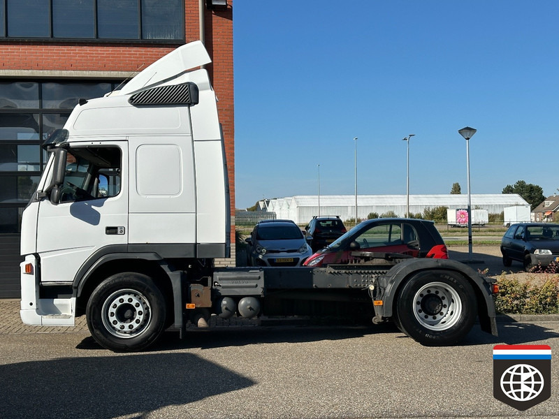 Volvo FM 370 EEV 4X2 NIGHT A/C - AUTOMATIC - EURO 5 - Тягач: фото 3 Volvo FM 370 EEV 4X2 NIGHT A/C - AUTOMATIC - EURO 5 - Тягач: фото 3