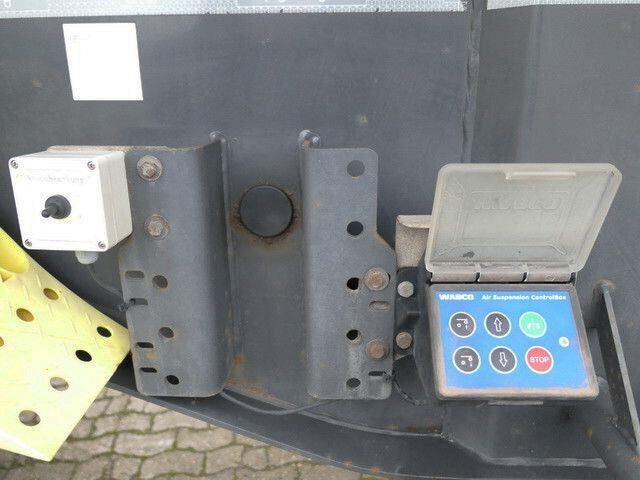 Самосвальный полуприцеп Carnehl CHKS/AH, Alu, 28m³, Kunststoffauskleidung, Lift: фото 7 Самосвальный полуприцеп Carnehl CHKS/AH, Alu, 28m³, Kunststoffauskleidung, Lift: фото 7