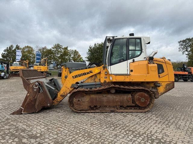 Liebherr LR 636, Laderaupe, 4+1 Schaufel, Klima, Kamera - Бульдозер: фото 3 Liebherr LR 636, Laderaupe, 4+1 Schaufel, Klima, Kamera - Бульдозер: фото 3