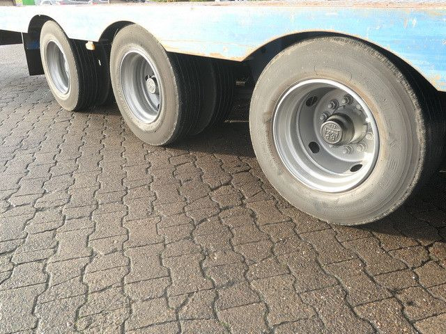 Низкорамный полуприцеп LinTrailers 3 LSD 18-30, 9,4mtr. Tiefbett, Gelenkt, 3-Achser: фото 9